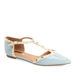 Halogen 'Olson' Point Toe Studded T-strap Flat